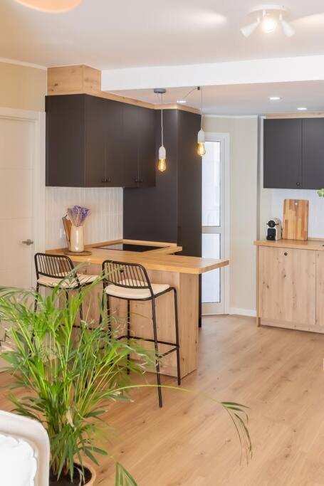 Downtown Flat With 46 Sqm Private Rooftop Terrace Малага Экстерьер фото